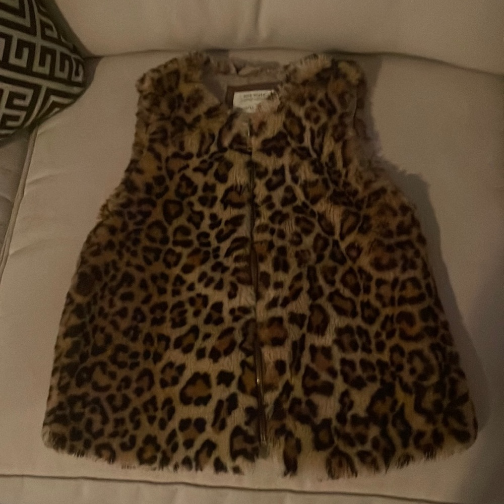 Zara vest for girls like new